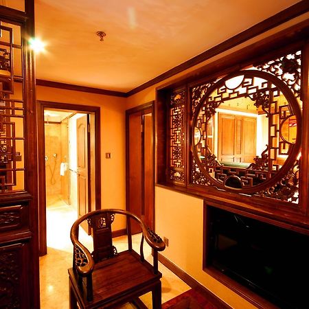 Lijiang Jinfu Hotel Εξωτερικό φωτογραφία