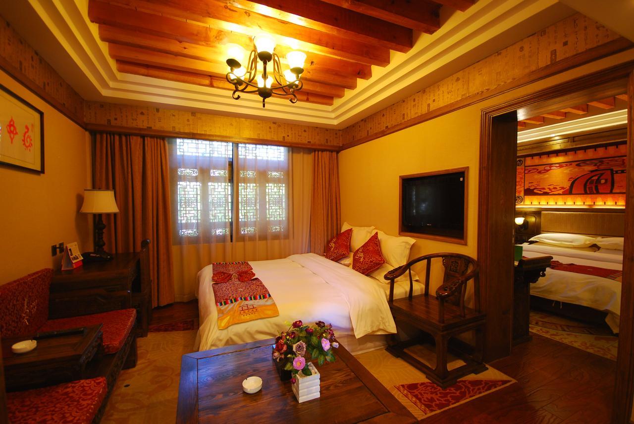 Lijiang Jinfu Hotel Εξωτερικό φωτογραφία