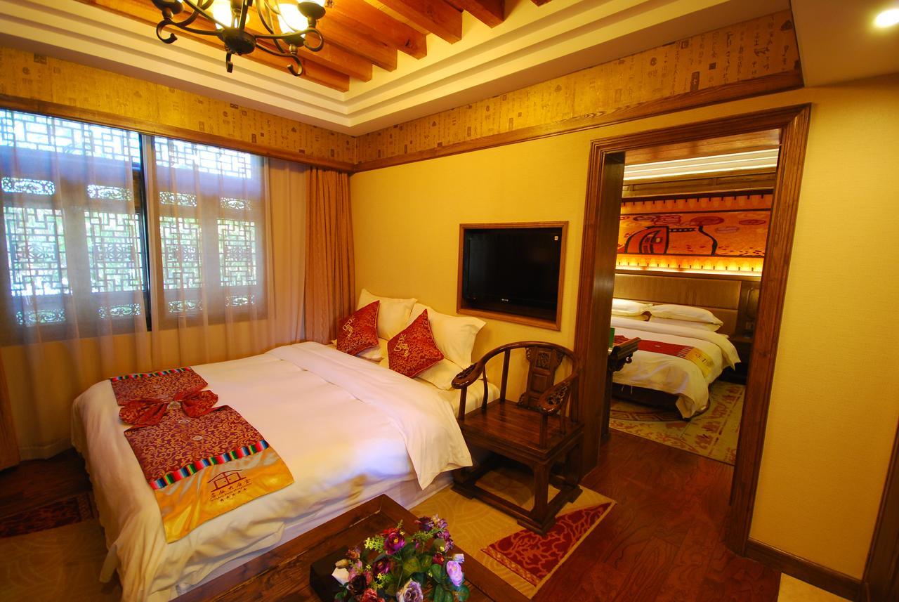 Lijiang Jinfu Hotel Εξωτερικό φωτογραφία