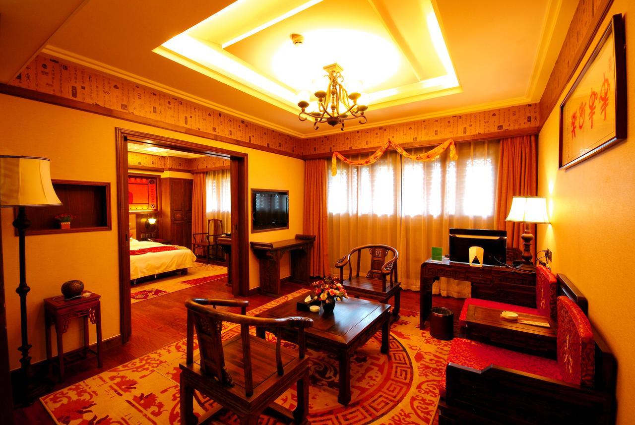 Lijiang Jinfu Hotel Εξωτερικό φωτογραφία