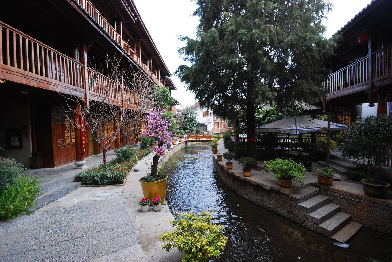 Lijiang Jinfu Hotel Εξωτερικό φωτογραφία